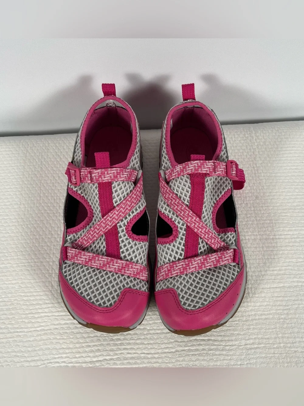 Chaco Pink and Gray Girls Kids' Sport Sandal Size 5 Nwot